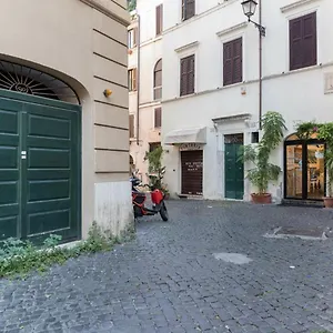 Campo Marzio Boutique 300 Mt Dal Pantheon Holiday home Rome
