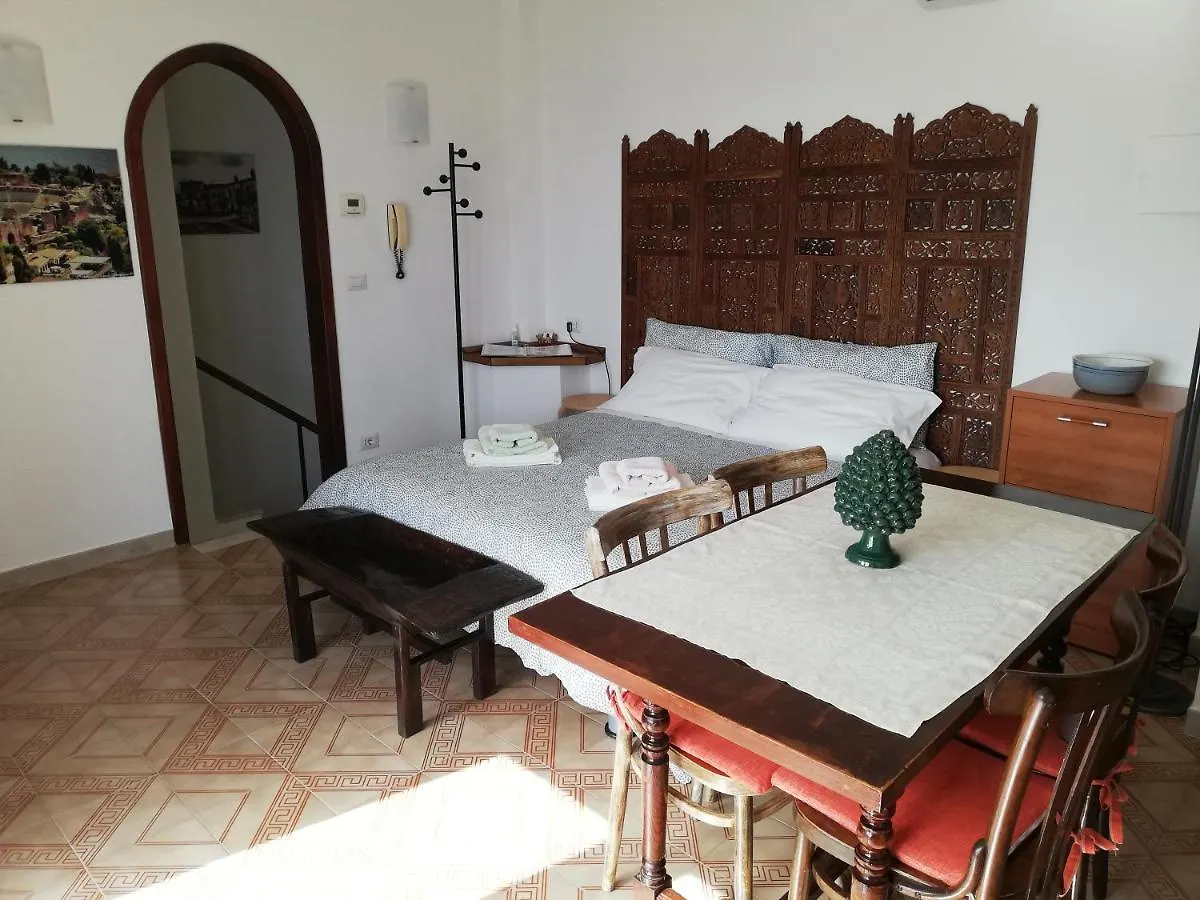 Il Normanno, Appartamento Con Panorama Mozzafiato Taormina 0*,